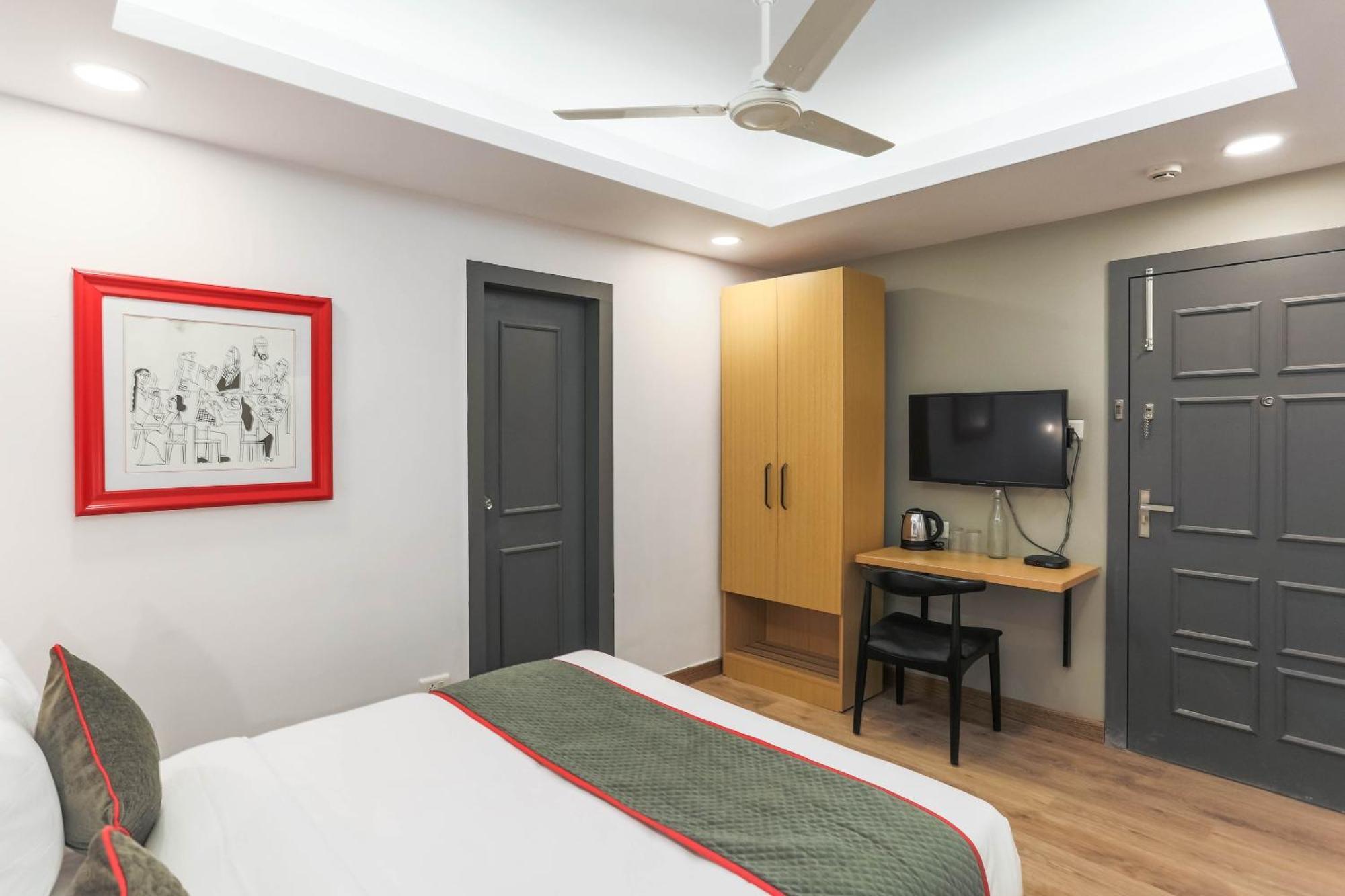 Super Townhouse Habitat New Town Rooms & Party Spaces Calcutta Exteriör bild